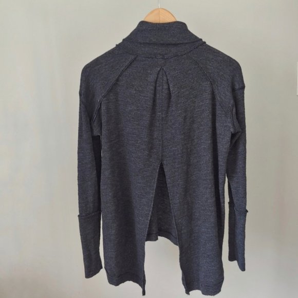 Free People Turtleneck Sweater Knit Split Back Grey Size XS - Picture 9 of 15
